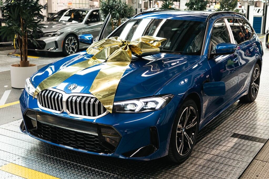 BMW Munich three millionth electrified car 3-series
