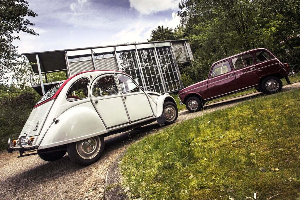 Renault 4 vs. Citroen 2CV - Duck vs R4
