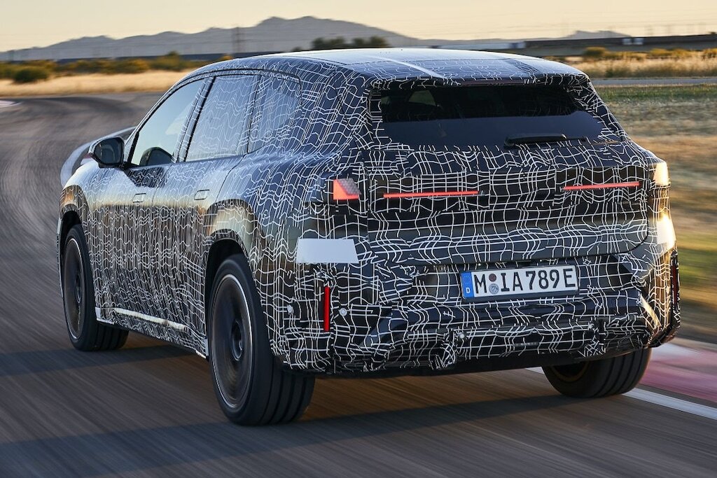 BMW IX3
