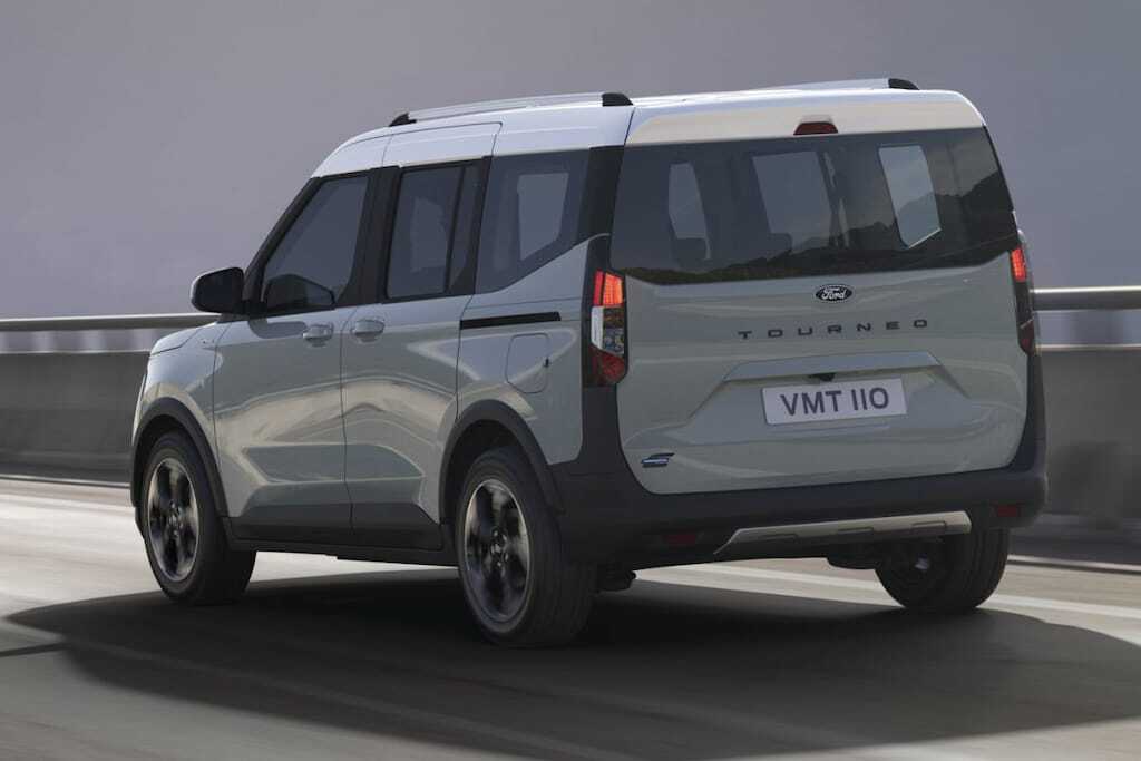Ford e-Tourneo Courier