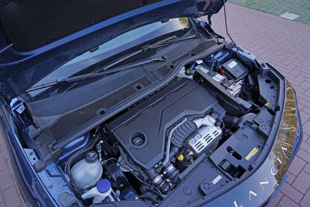 Lancia Ypsilon and Y10
