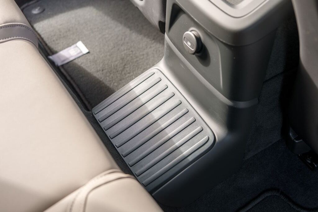 Volvo XC60 T8 2025 - Interior