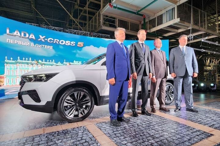 Lada X-Cross 5