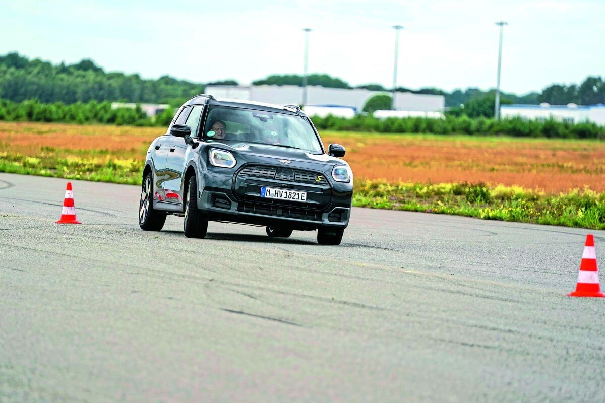 Mini Countryman in Action on Test Track