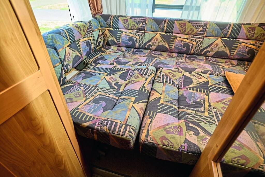 Camper Hymer Camp, older alcove camper from 1995