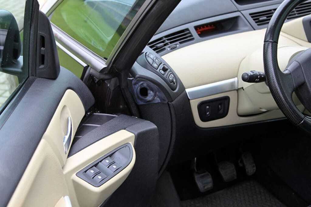 Door hinge Lexus SC Avantime