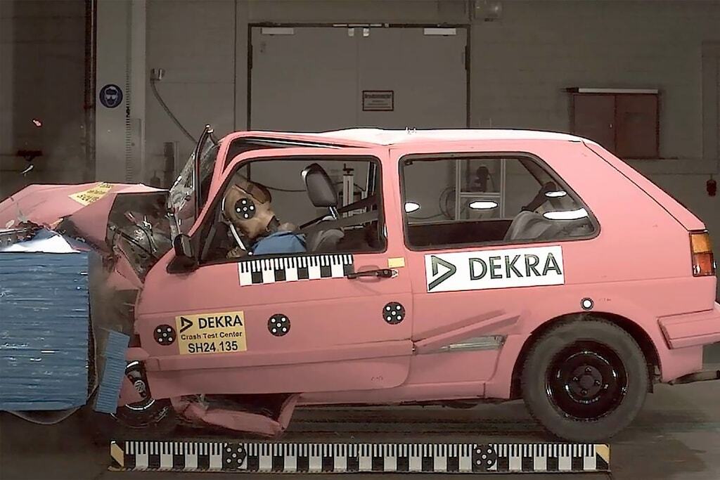 Volkswagen Golf Crash Test