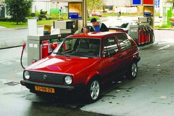 Volkswagen Golf II for My First Car