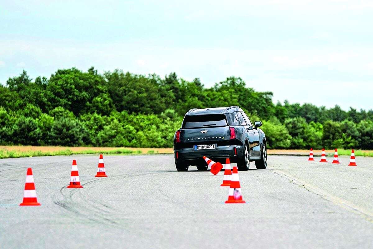 Mini Countryman in Action on Test Track