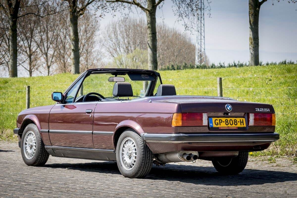 BMW 325i Cabriolet Generation E30