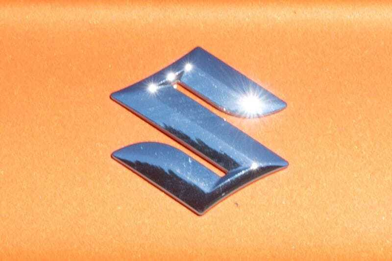 Suzuk emblem
