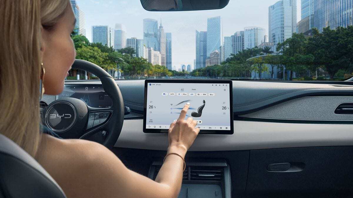 Byd Seal 6 DM-I Sedan and Touring