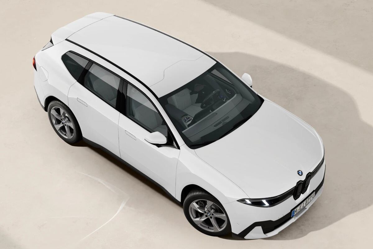 BMW IX3 Back to Basics