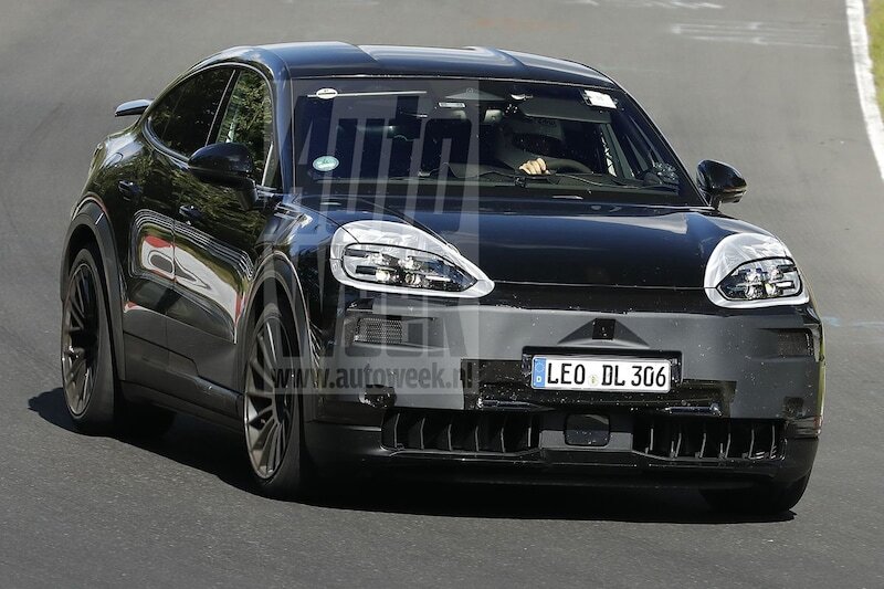 Porsche Cayenne Turbo GT EV Spyshots
