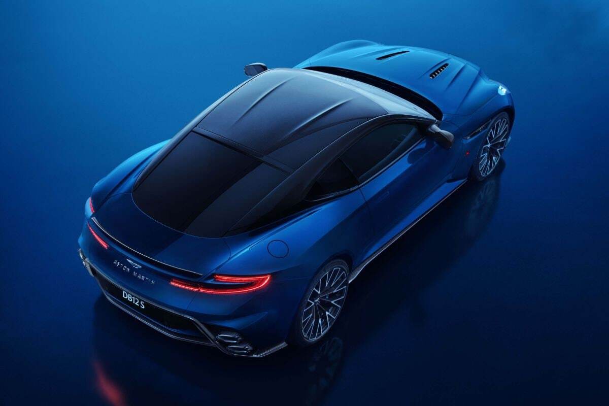 Aston Martin DB12 S