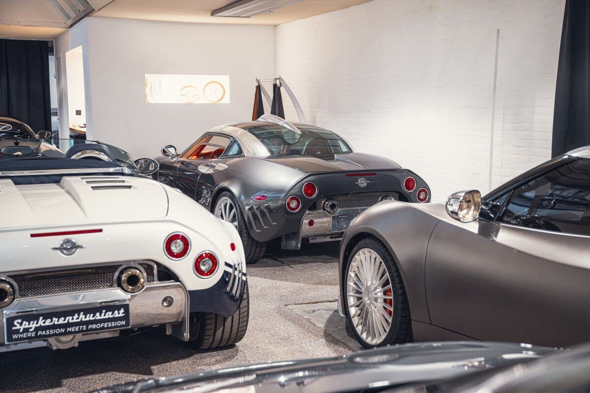 Spyker Enthusiastic, company that keeps Spykers running