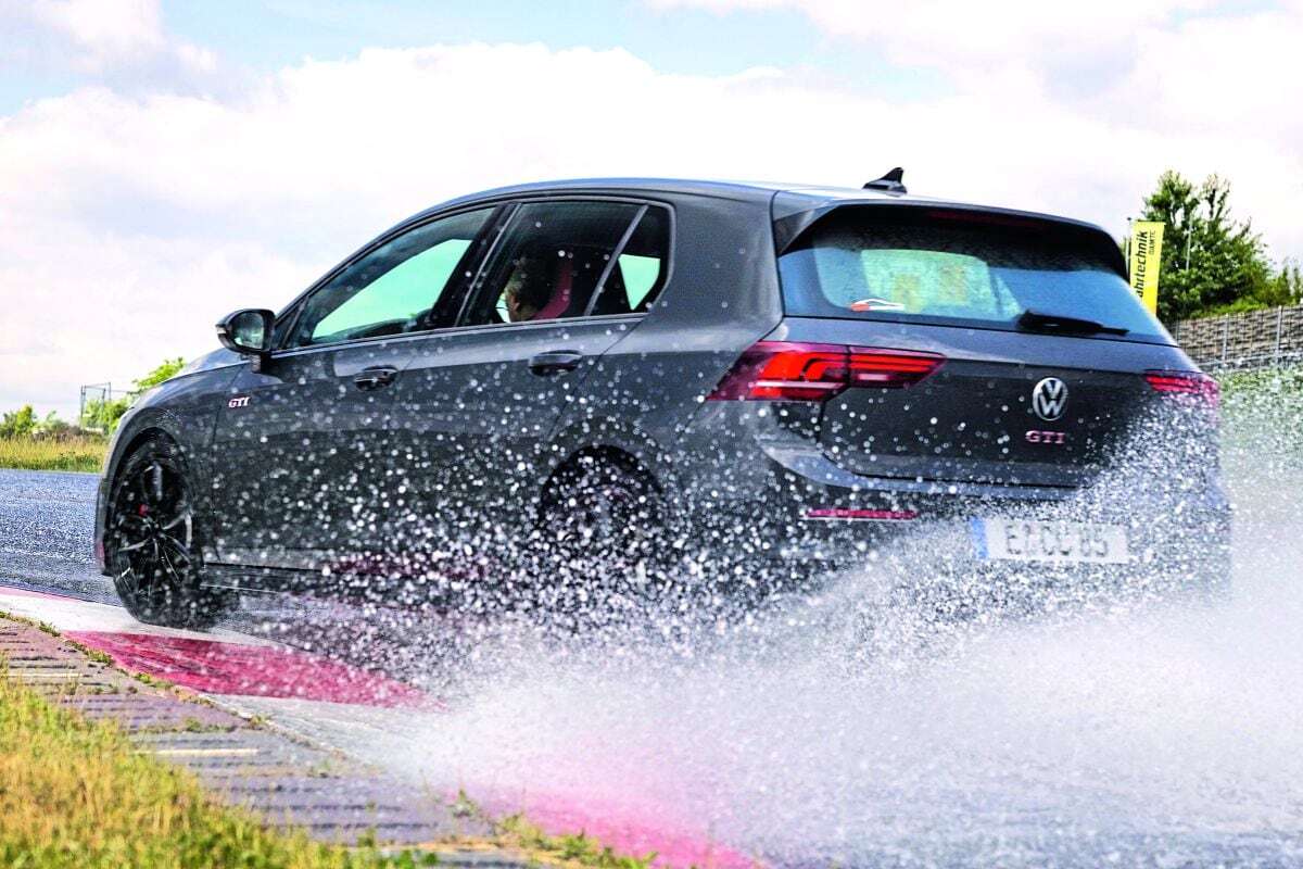 All-Season Tire Test 2025