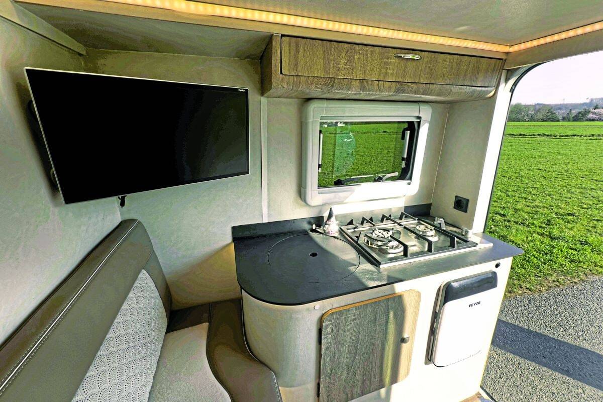 Mini camper based on Aixam