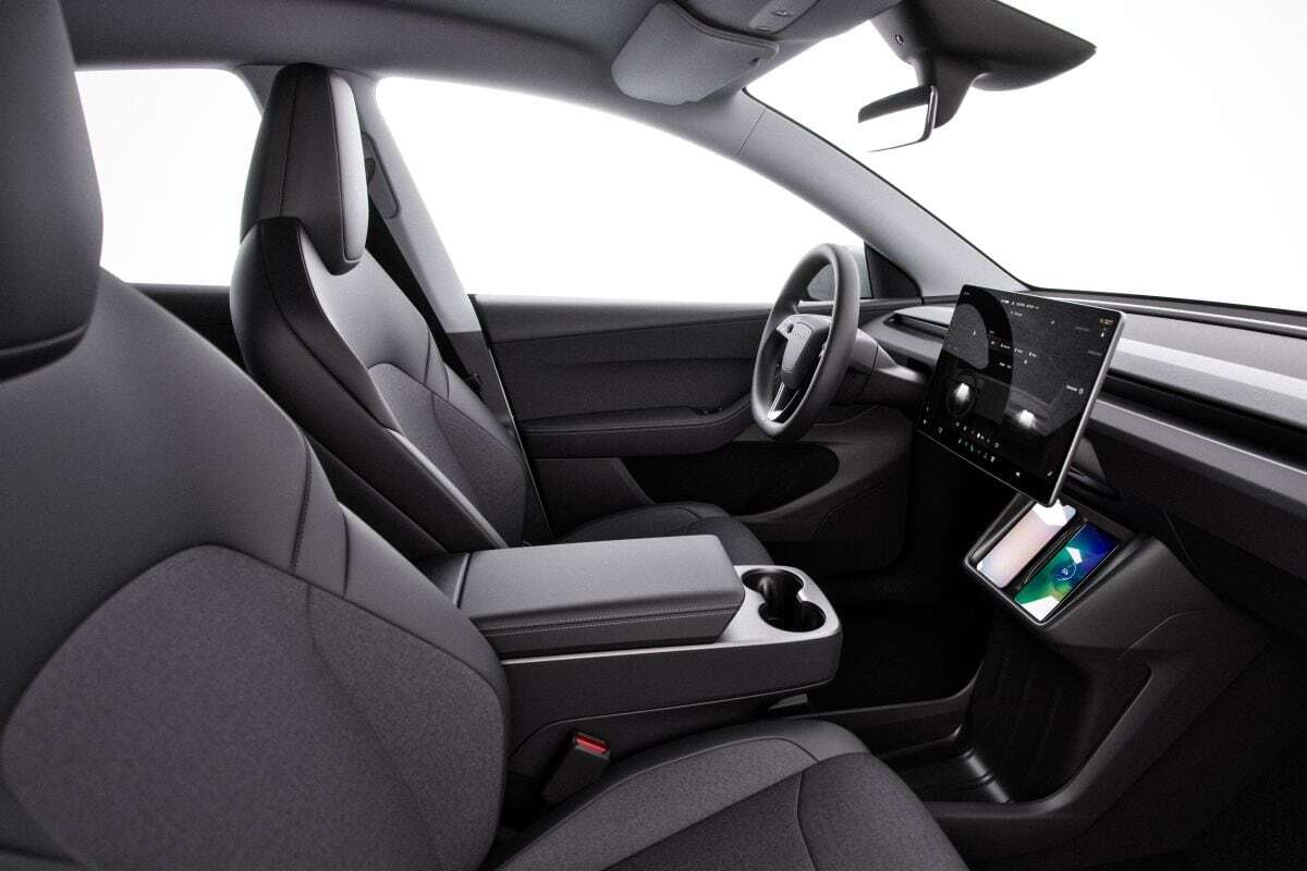 Tesla Model Y Standard