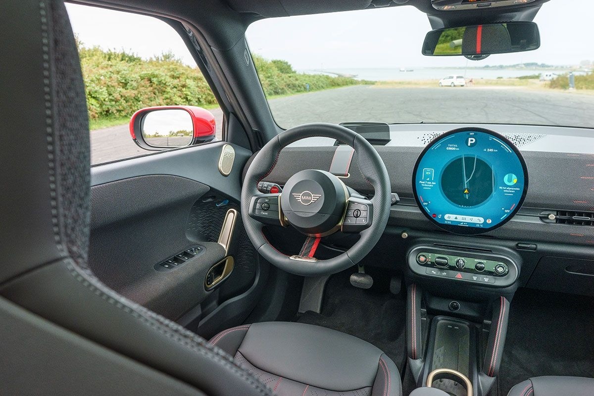 Double test Mini Aceman JCW Abarth 600