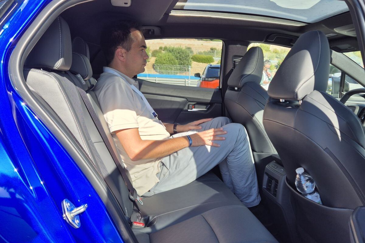 Subaru Uncharted rear seat