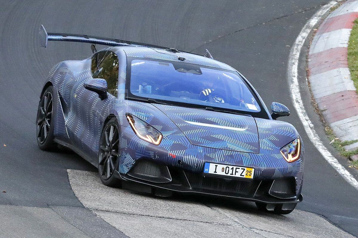 Spy shots Denza Z