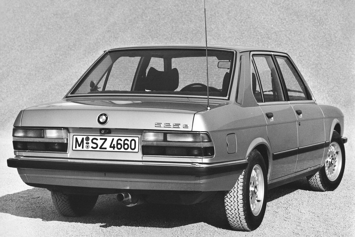 BMW 525E - E28
