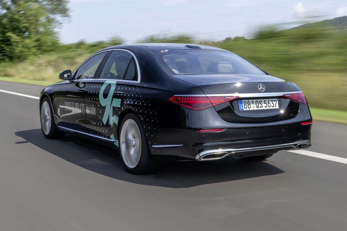 Mercedes-Benz autonomous driving Drive Pilot