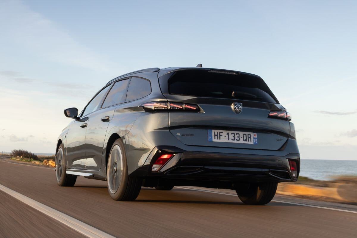 Peugeot e-308 SW GT