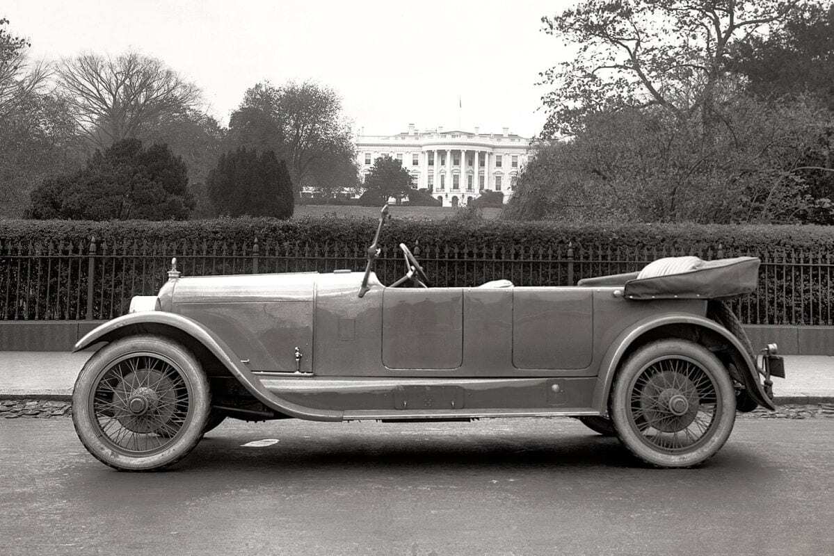 photos of old cars for story about brakes