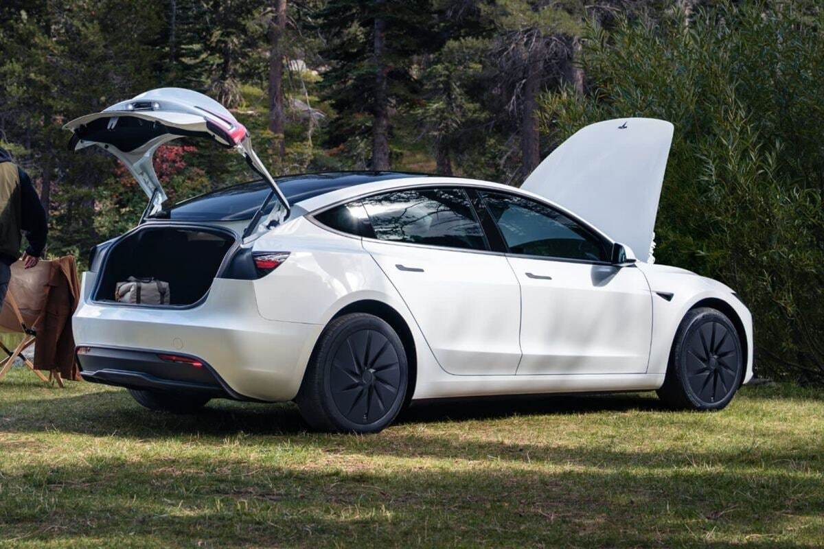 Tesla Model 3 Standard