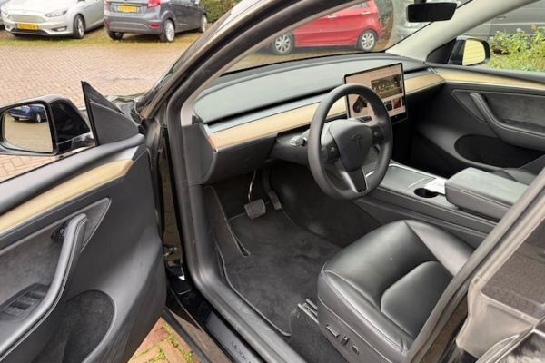 Electric used cars, SUVs