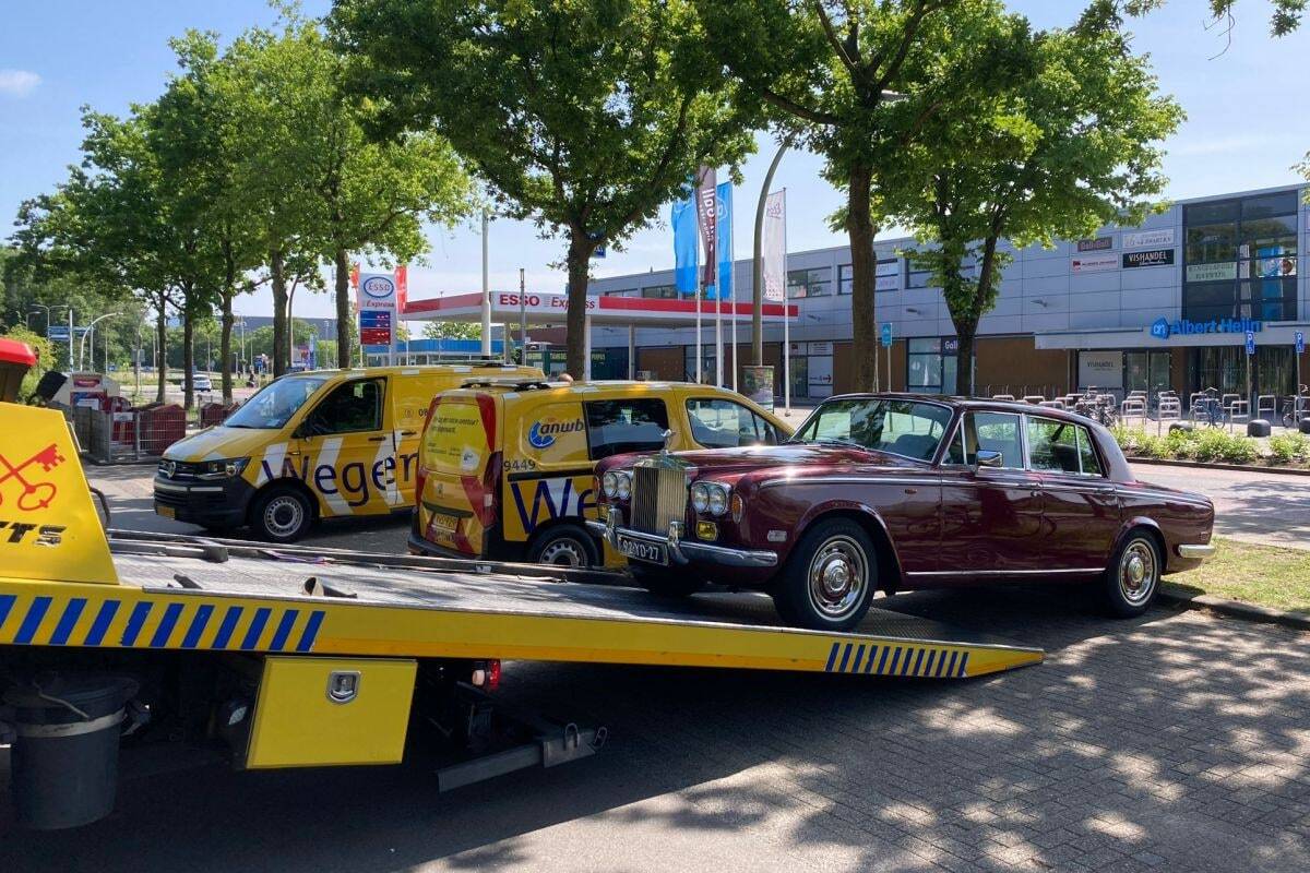 Frank's Rolls-Royce Silver Shadow