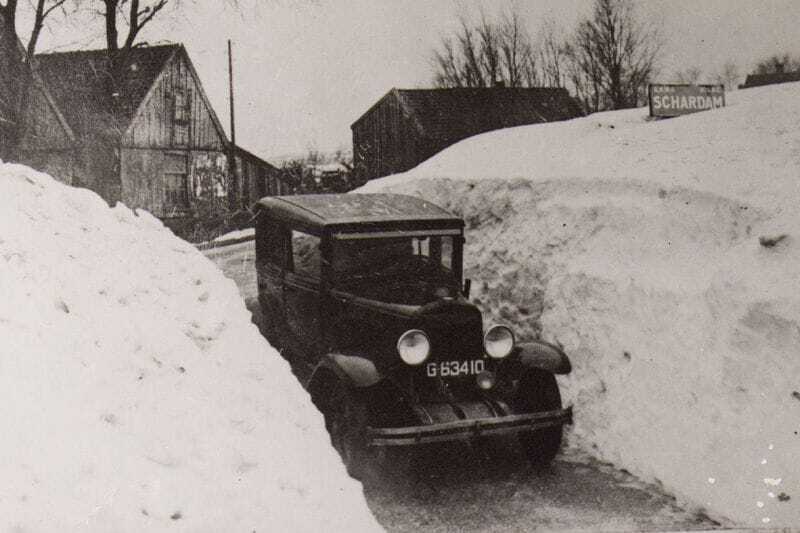 Winter, snow, cars, in the past