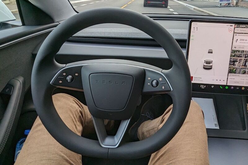 Tesla Model 3 steering wheel