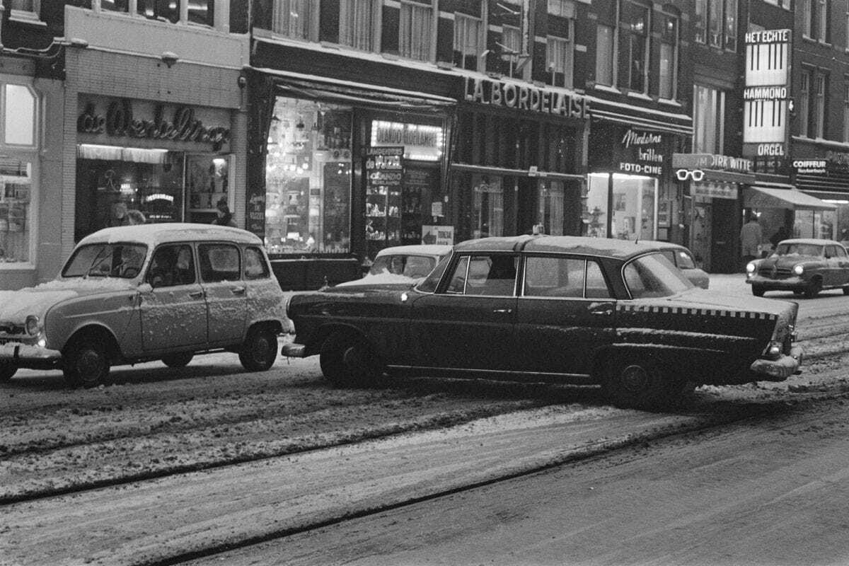 Winter, snow, cars, in the past