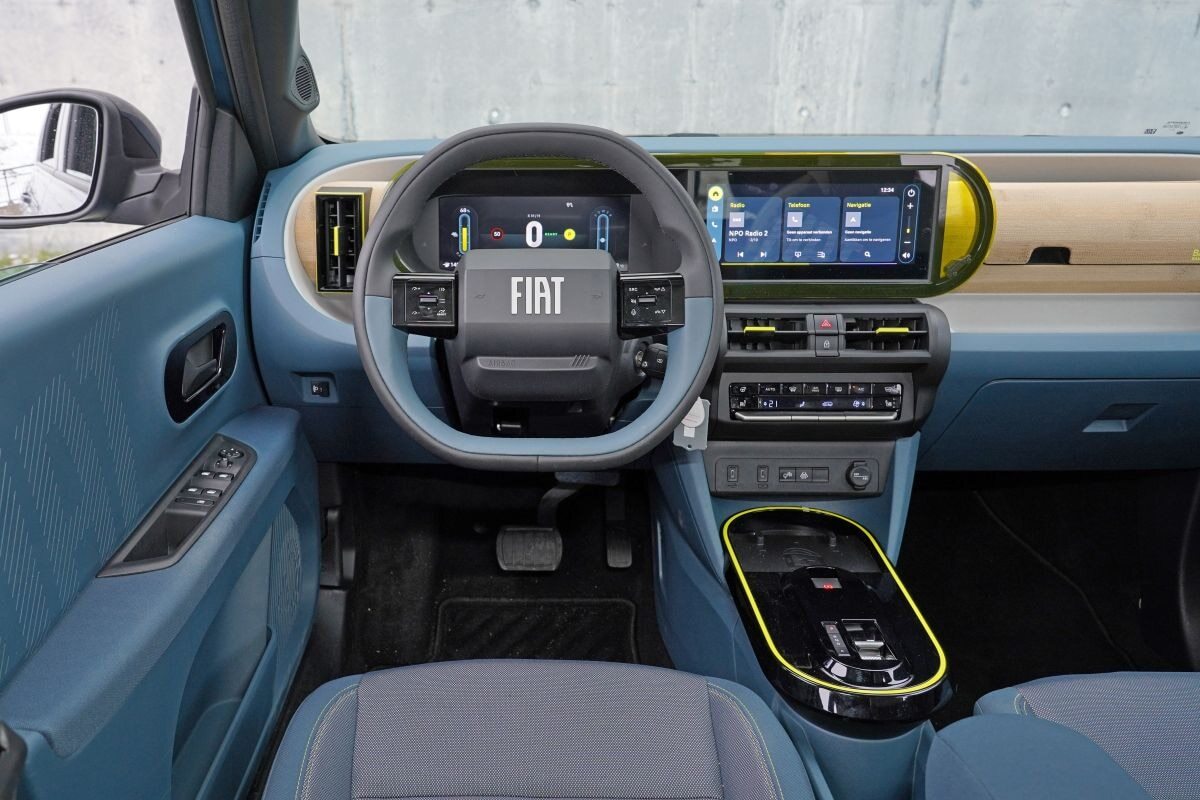 Fiat Grande Panda Electric meets Fiat Panda Elettra